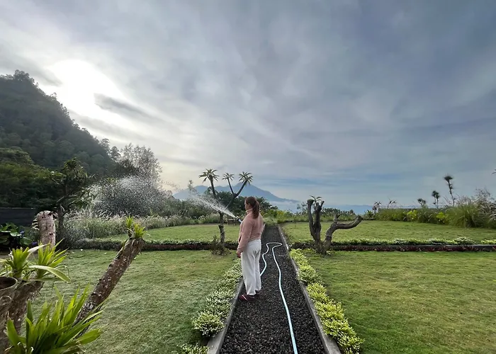Hillside Bali ベッド・アンド・ブレックファスト 3*